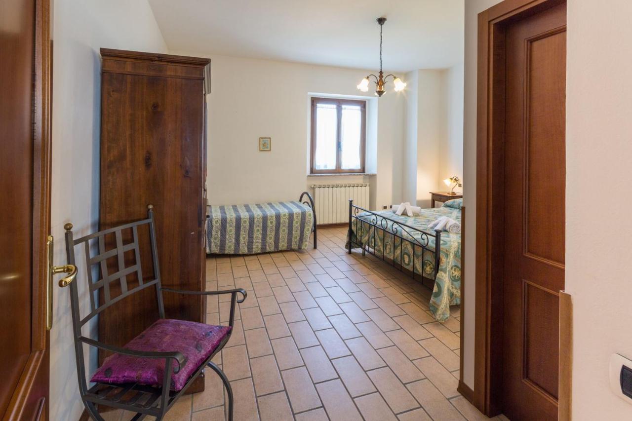 Agriturismo Casella Del Piano Gubbio Exteriör bild